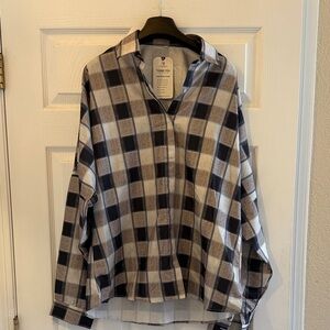 Victoria Jacket Plaid Button-Up Shirt in Black, Gray & White